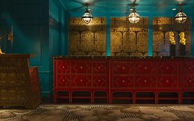 The Alexandrian Old Town Alexandria, Autograph Collection